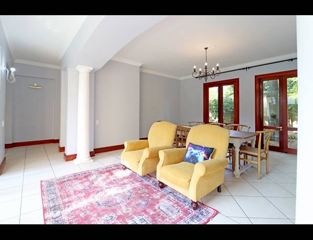 3 BEDROOM HOUSE FOR SALE IN MELROSE